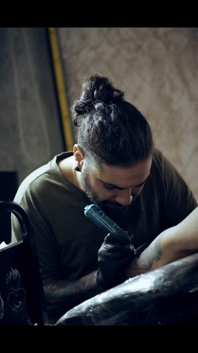 Tatouage Pieuvre marine — izzetoztemiz.tattoo