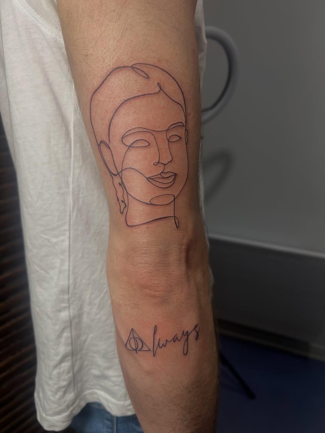 Hommage fille / Harry Potter fine line — le.petit.soleil.tattoo
