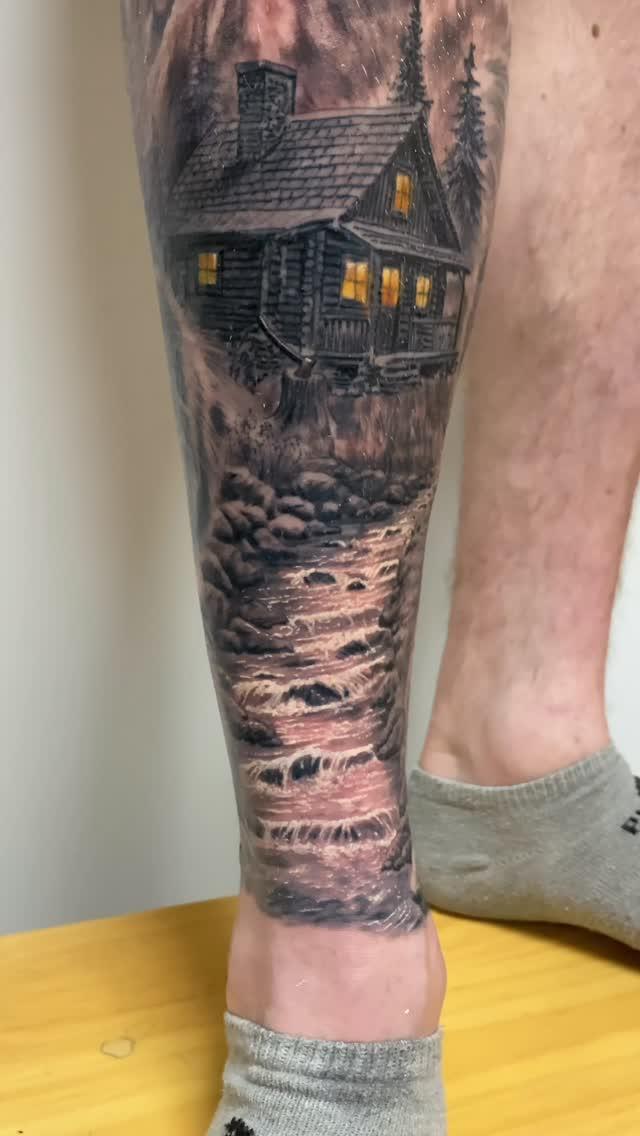 Tatouage Cabane en forêt avec lumières — dark_spirit_tattoo