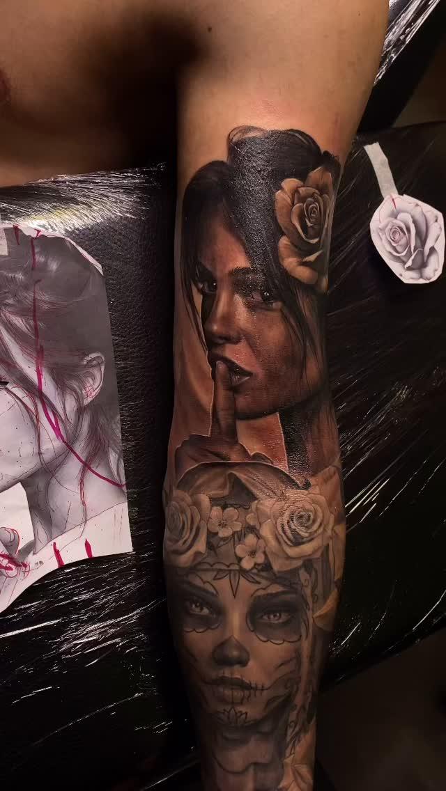 Tatouage Coq réaliste — dark_spirit_tattoo