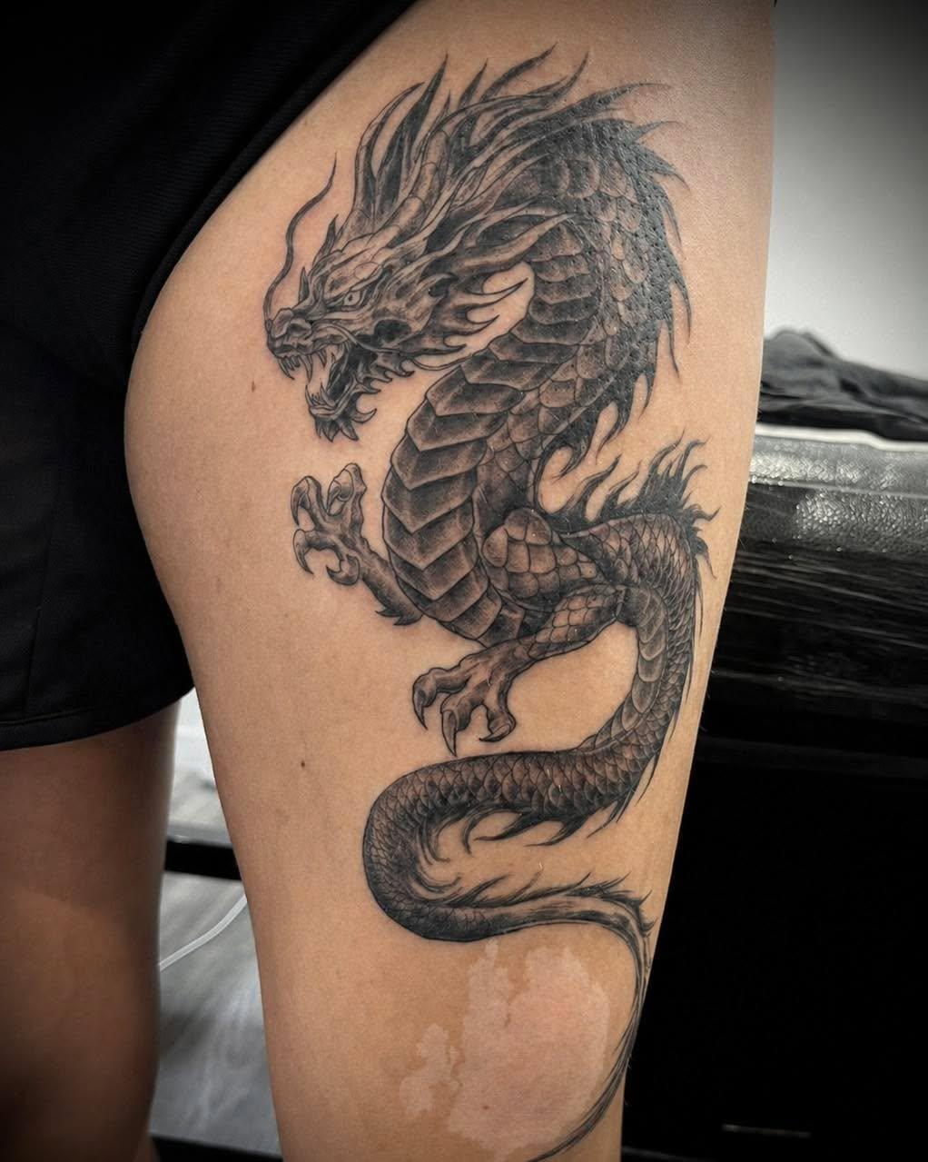 Tatouage Dragon — tanuki_tatto0