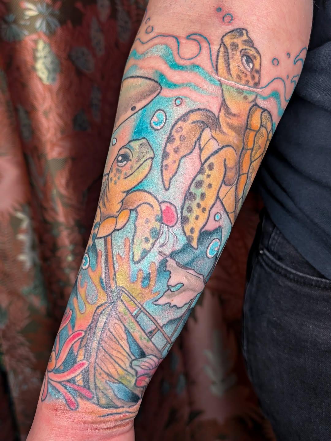 Océan illustratif — madz.tattoo