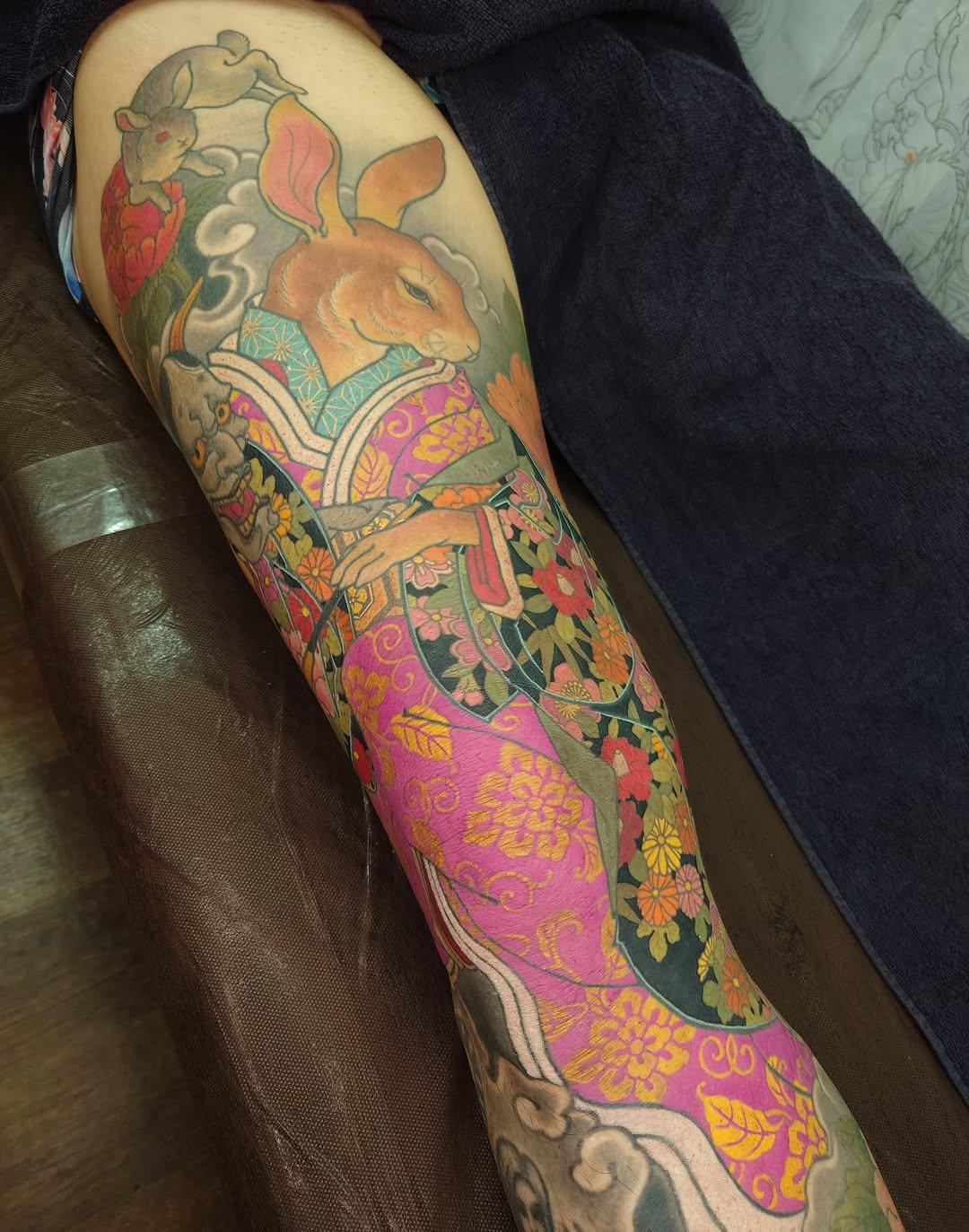 Tatouage Lapin asiatique bras — tomo_silkneedletattoo