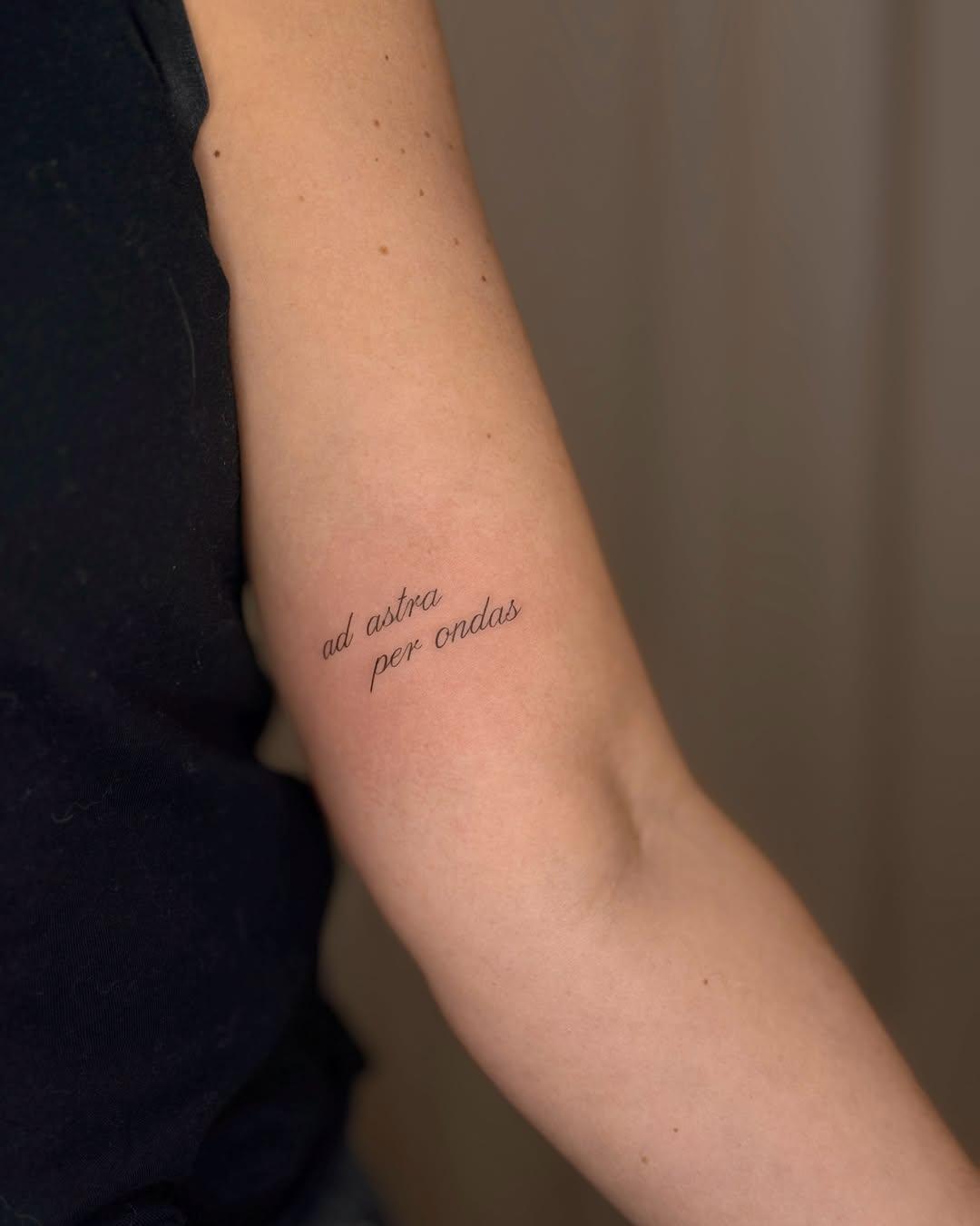 Tatouage fleur/palmette — vlada.march