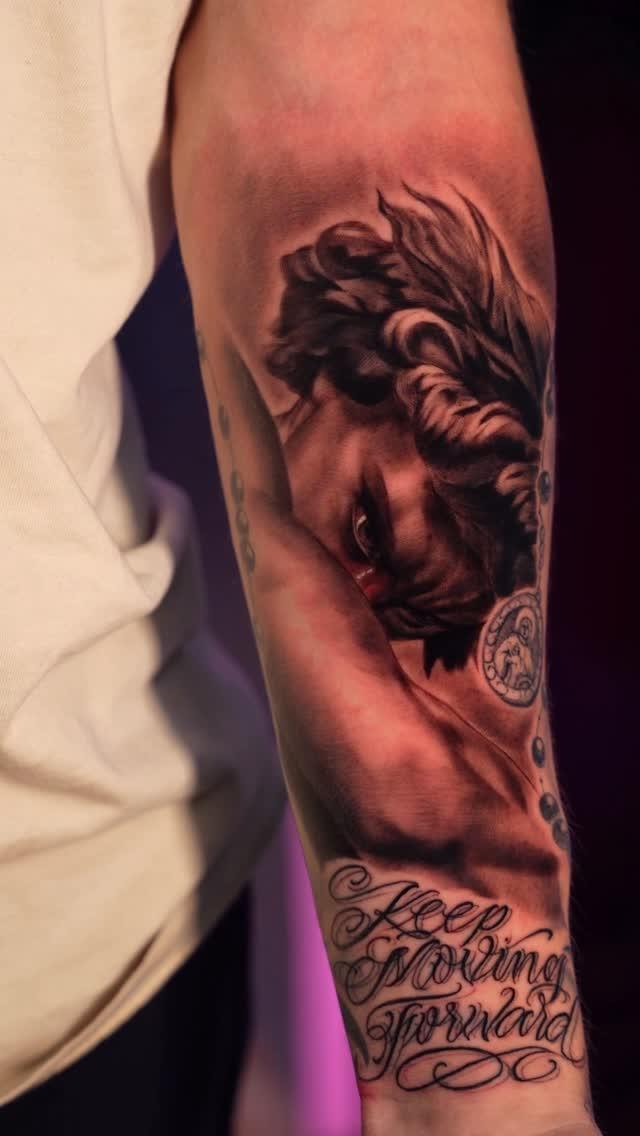 Tatouage ange déchu portrait — julio_hombre