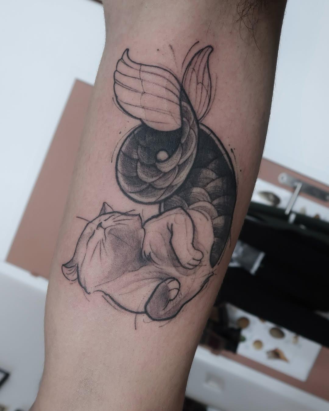 Tatouage bulbe de fleur charène — knottattoo