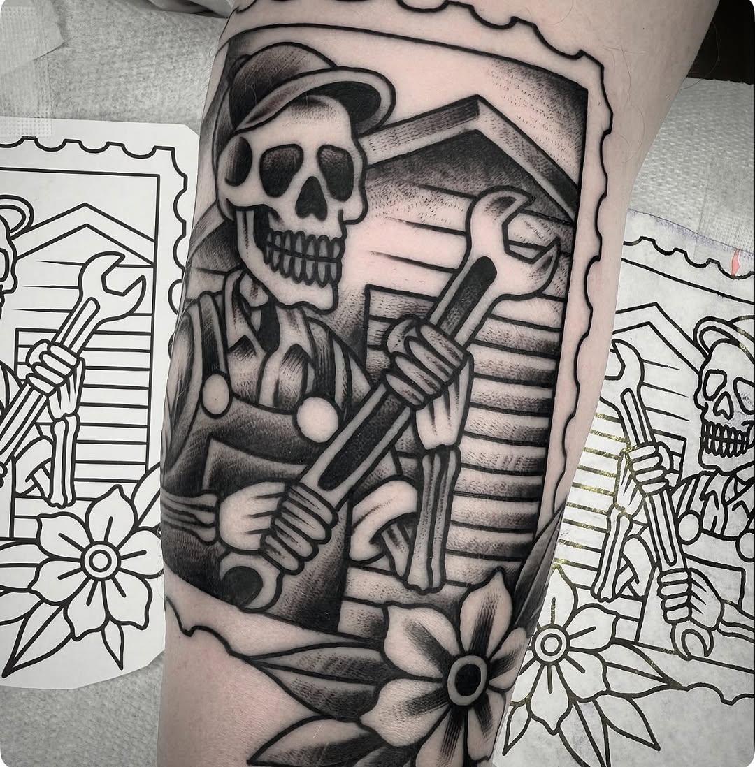 Tatouage Crâne mécanicien traditionnel — frk.tattoo