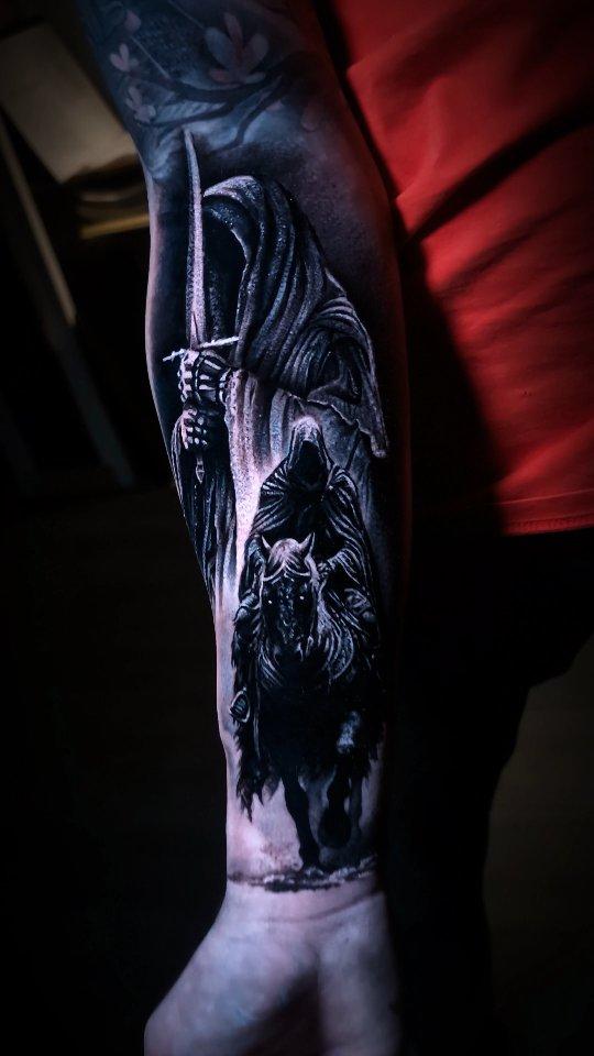 Tatouage Lord of the Ring avant-bras — luceckertattooer