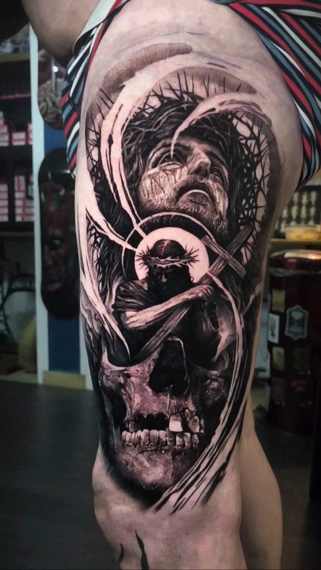 Tatouage Portrait Jésus Christ religieux — luceckertattooer