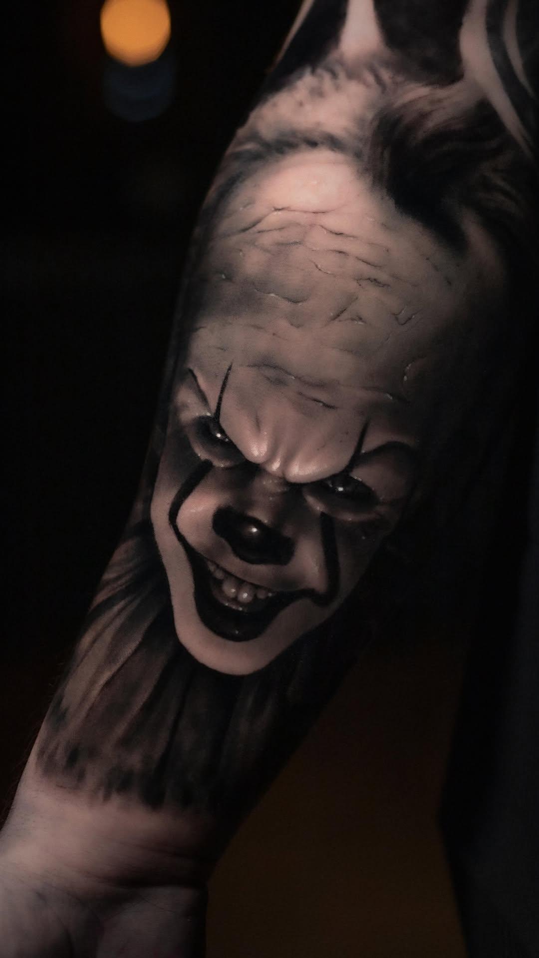 Tatouage Pennywise avant-bras — lwidji1003