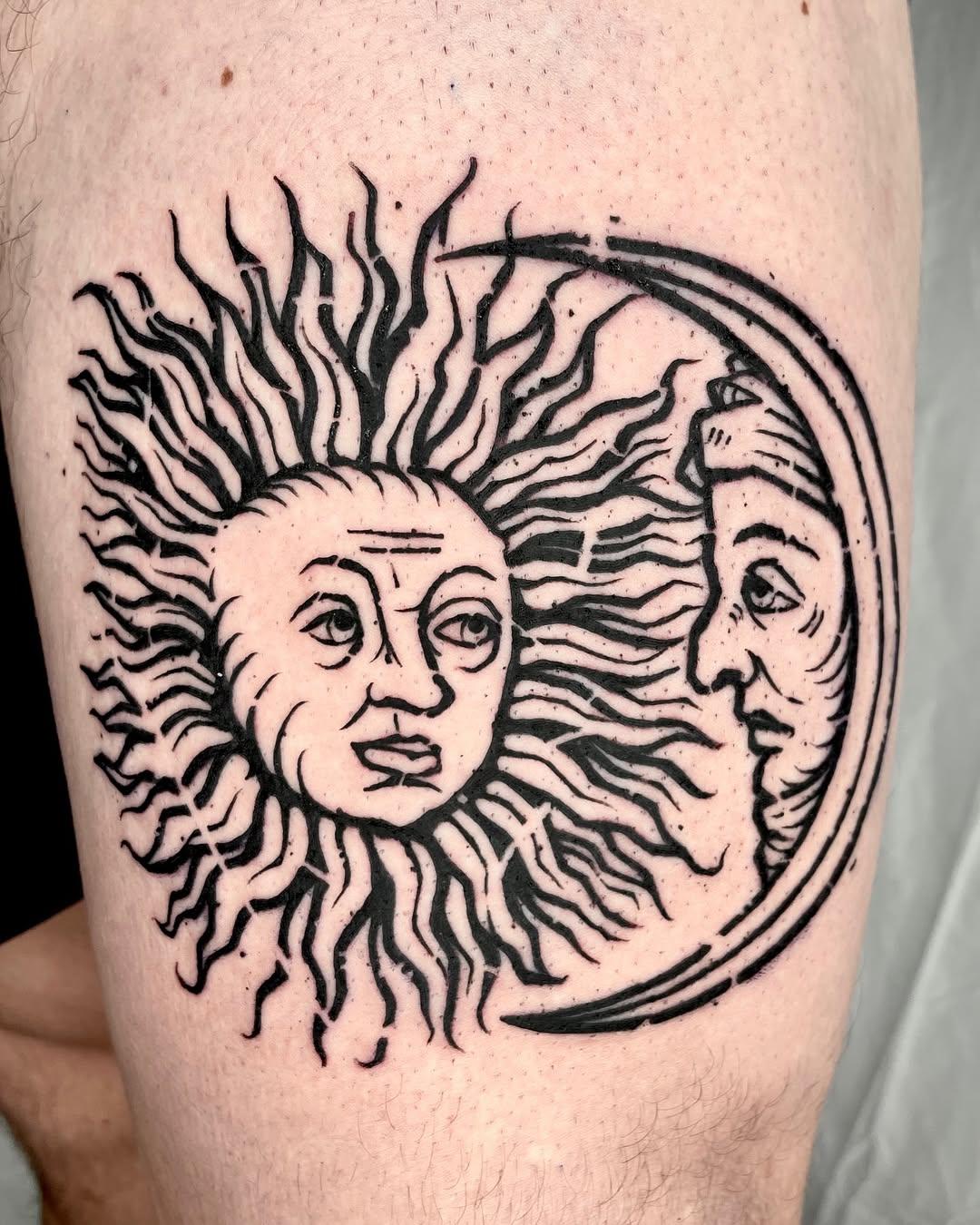 Sun // Moon gravure, flash adopté — sacrenoir.ttt