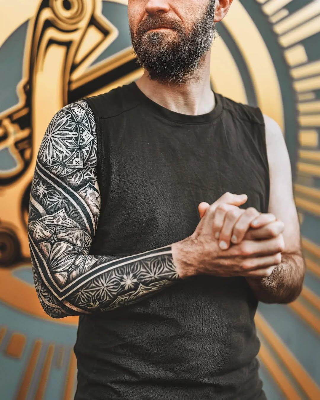 Tatouage Mandala ornemental pattern bras — nadoz_tattoo