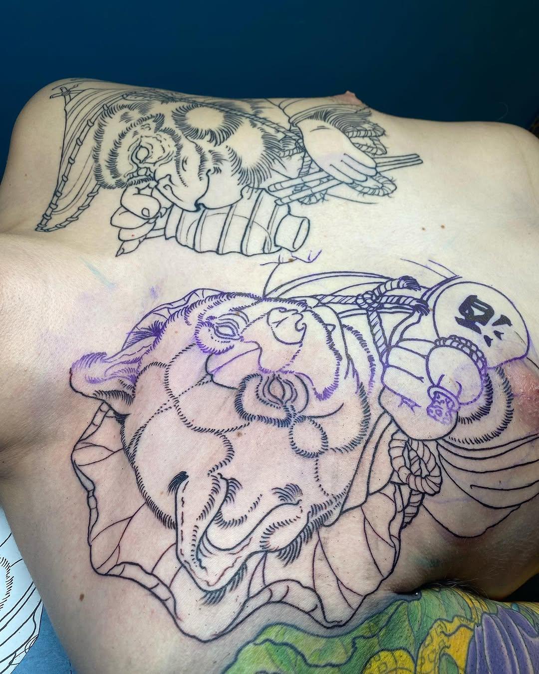 Tatouage Araignée poitrine — fishermantattooclub