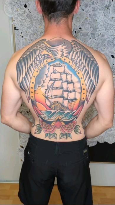 Tatouage Voilier ailes dos complet — tiwan_tattoo