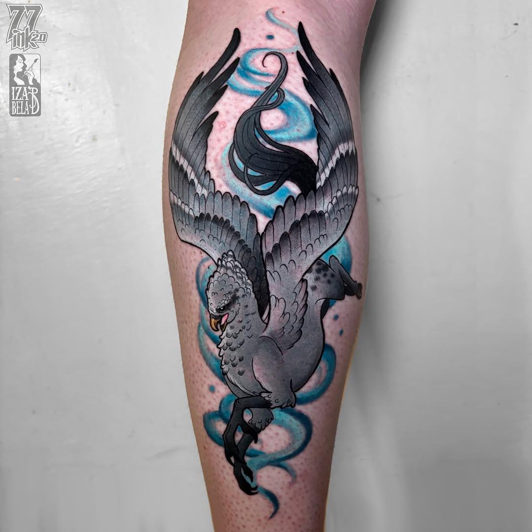 Tatouage Hipogryf ailes déployées — iza.baginska.tatuaze