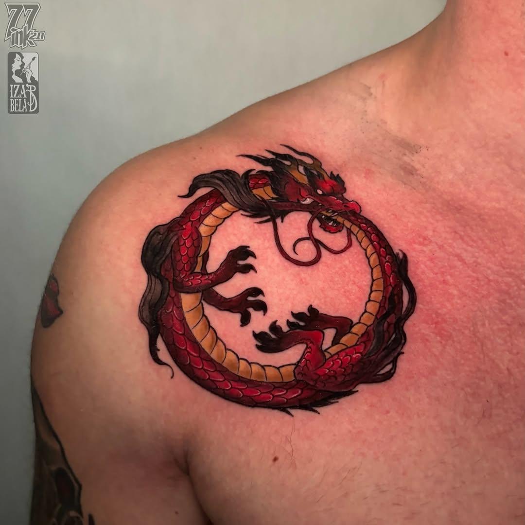 Tatouage Ouroboros dragon serpent — iza.baginska.tatuaze