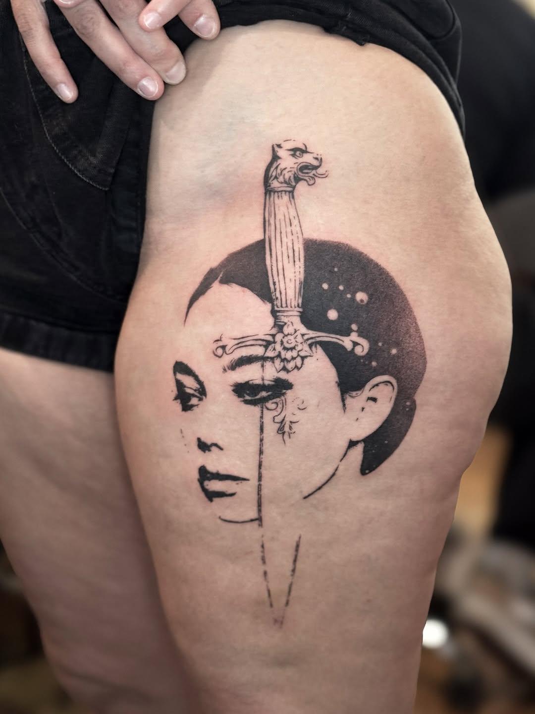 Cover fine line, Alps Tattoo Show — leone.ttt