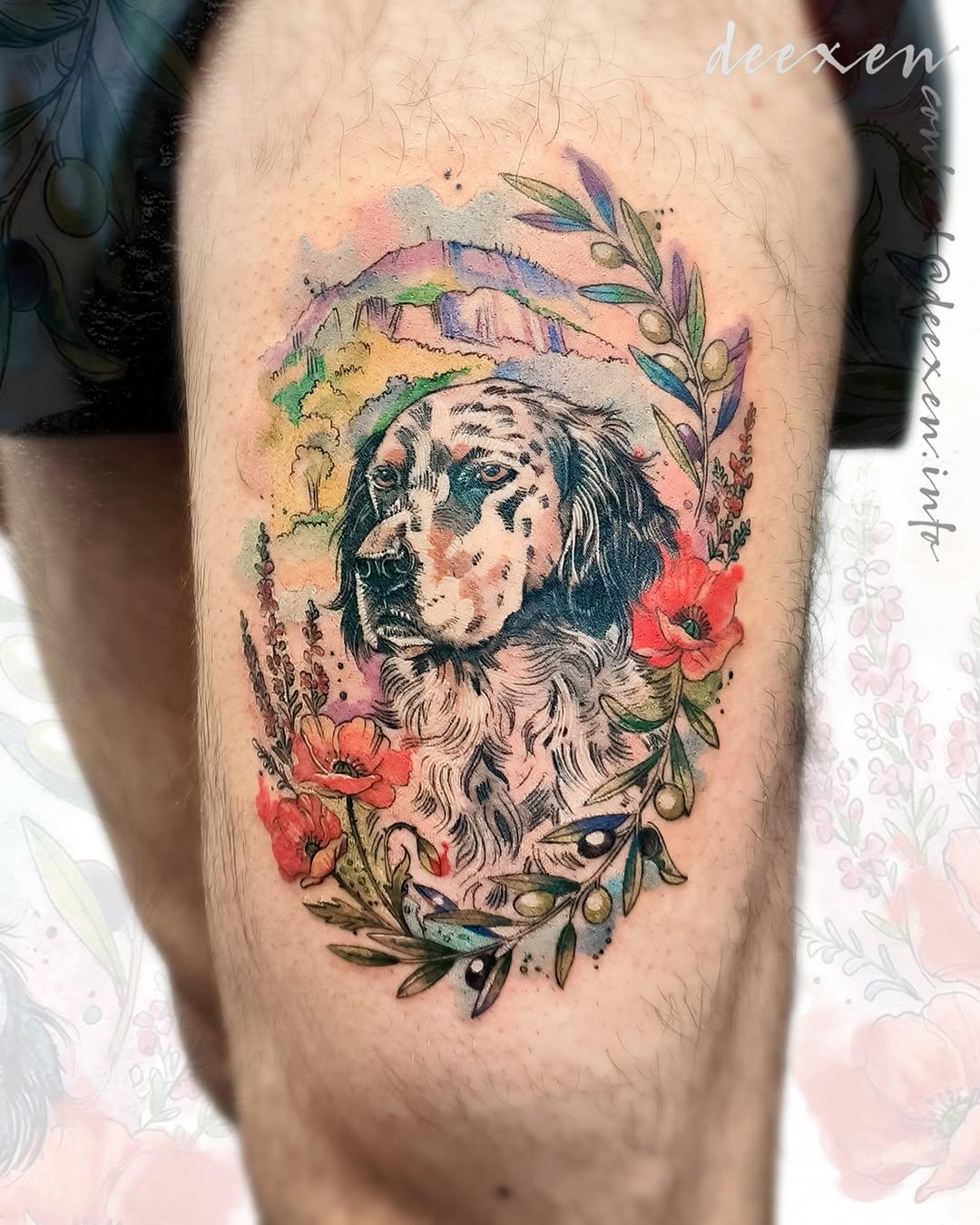Tatouage chien avec fleurs — deexen_tattooing