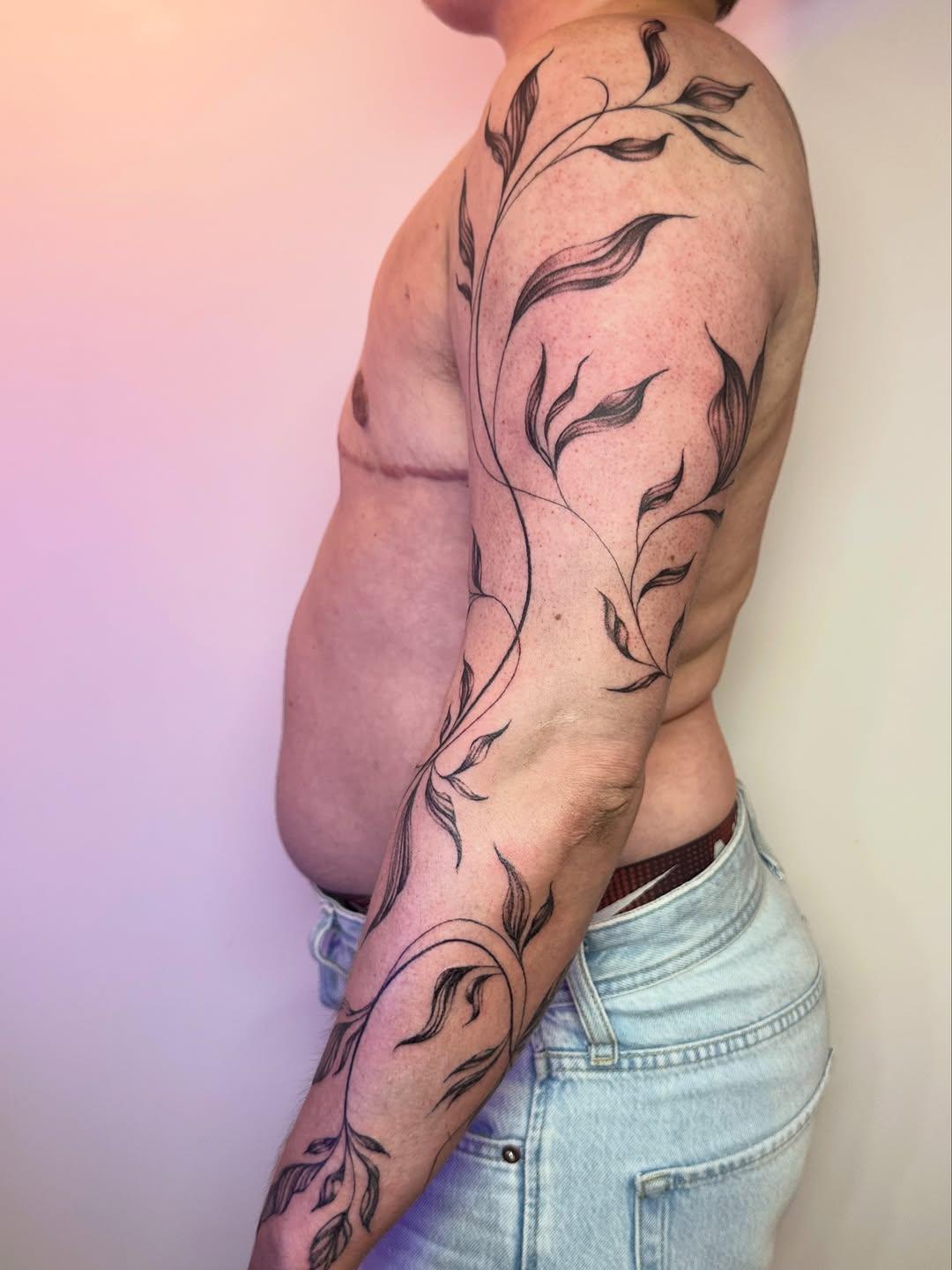 Tatouage Feuilles botanique — mowgli.tattoo