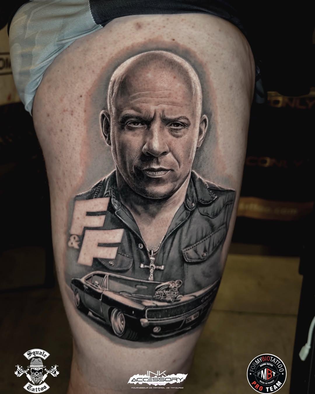 Tatouage Portrait Vin Diesel avec voiture — pascal_squaletattoo