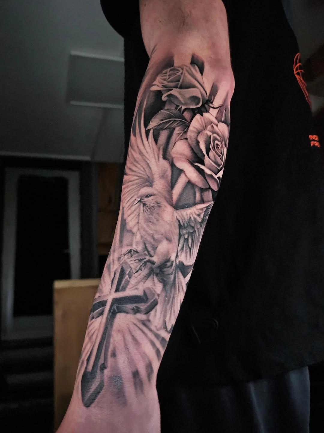 Tatouage réaliste, en cicatrisation — el_migalito