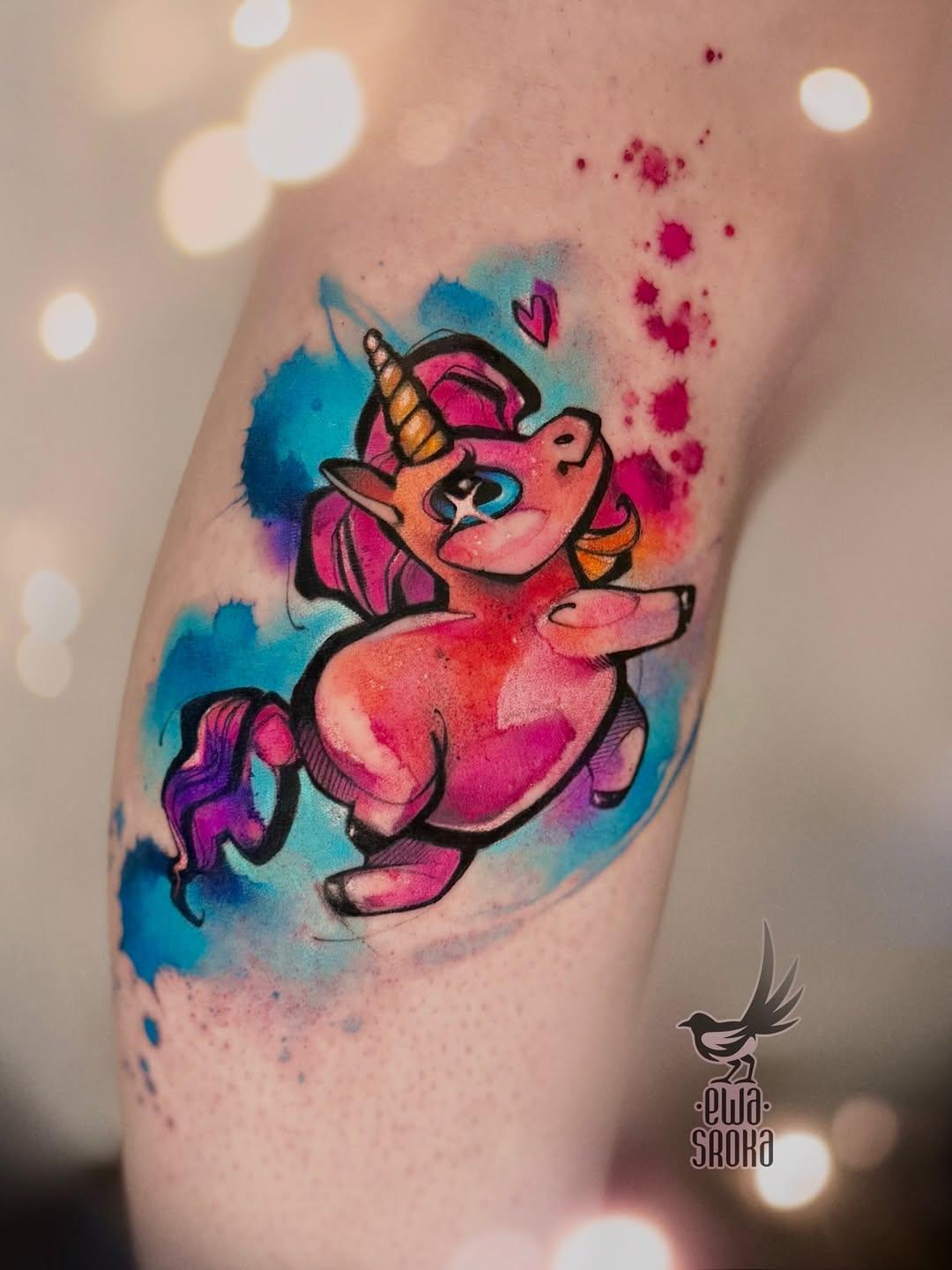Tatouage licorne aquarelle — ewasrokatattoo