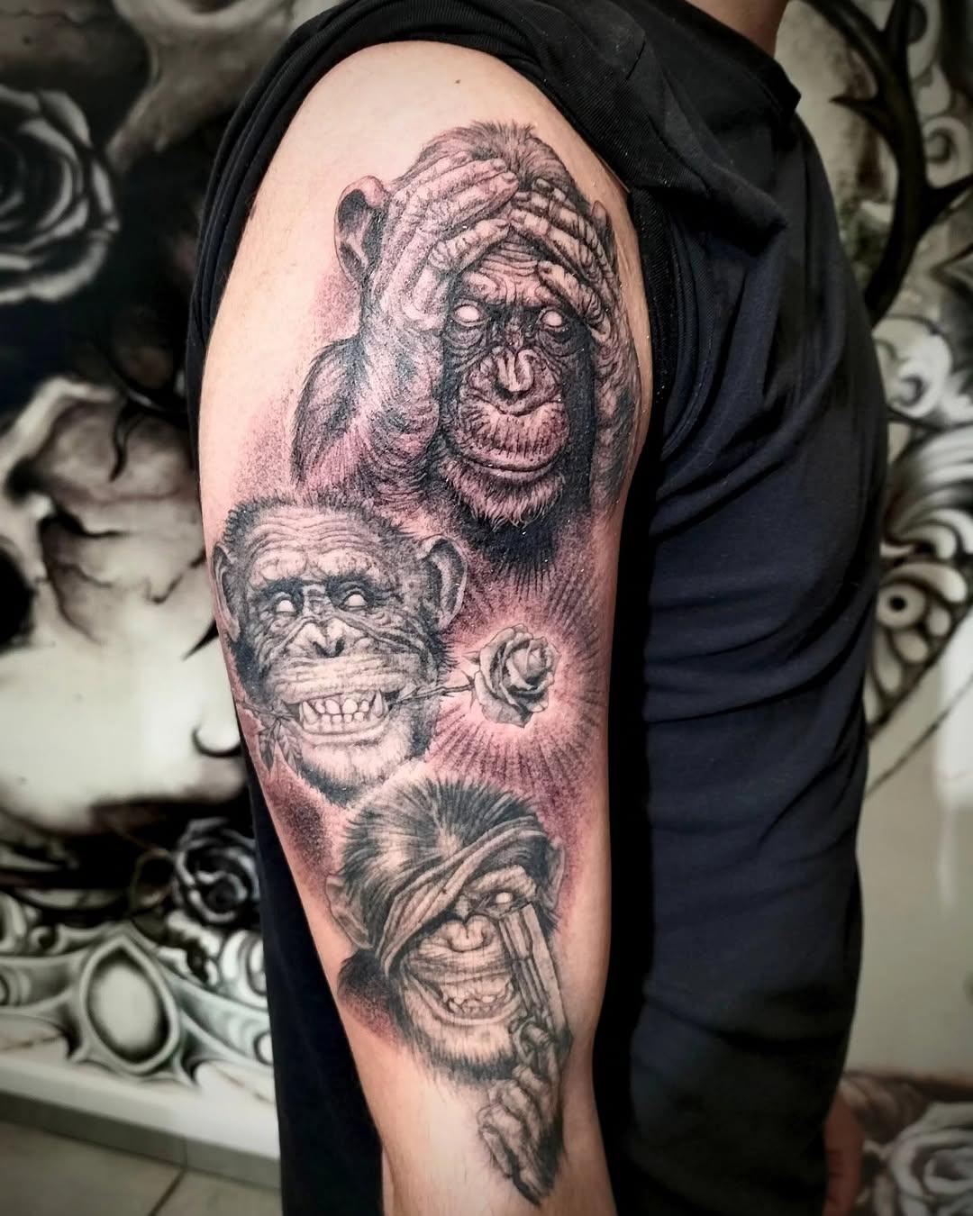 Tatouage Tête de loup réaliste — cwmtattoo