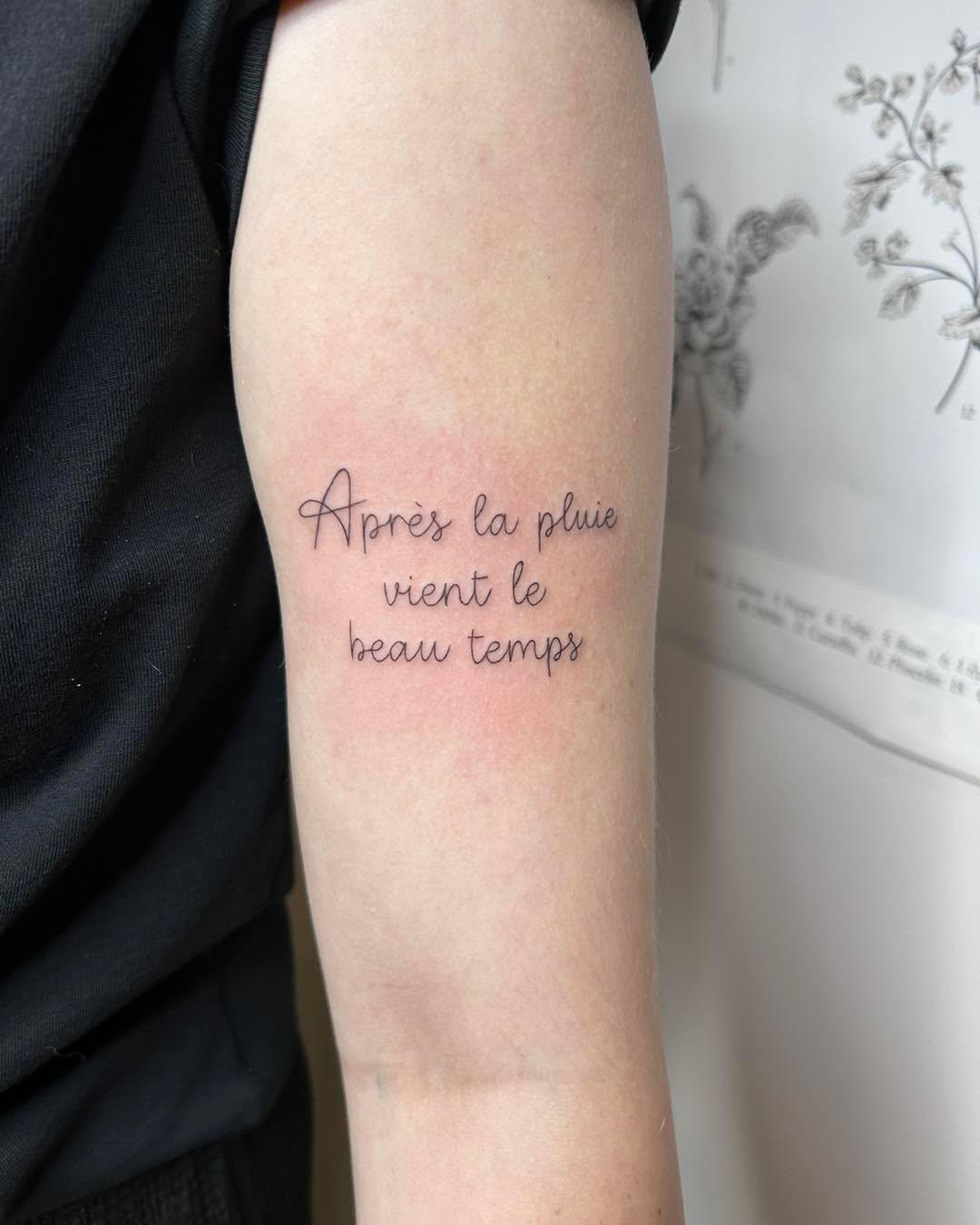 Tatouage citation avant-bras — lameduserpent