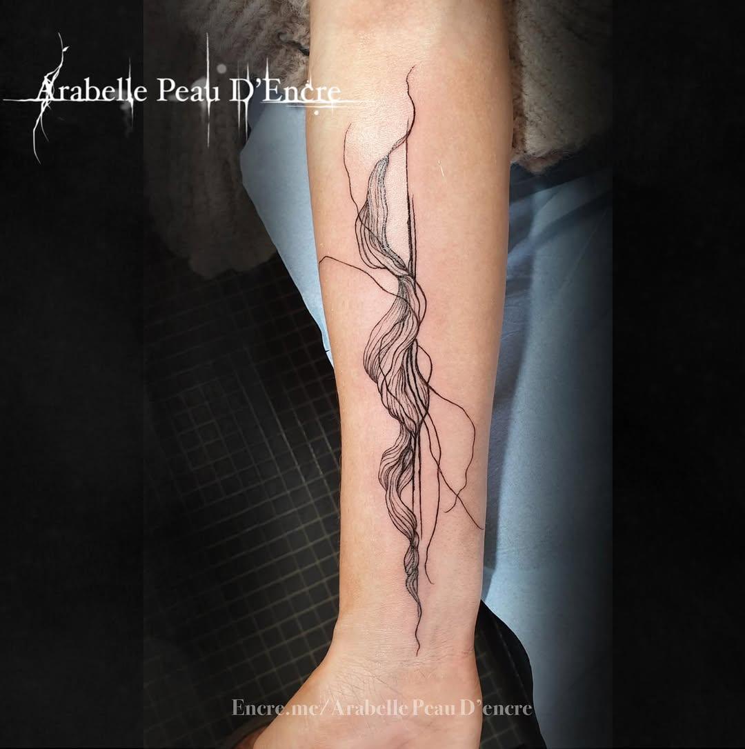Tatouage Abstraction organique — arabelle_peau_dencre