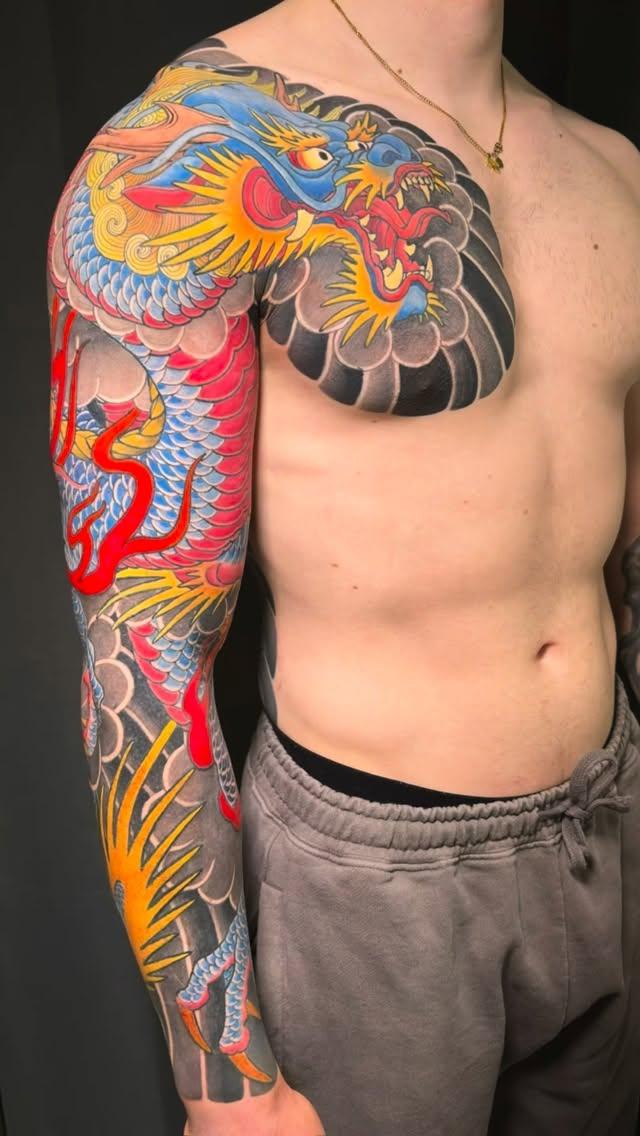 Tatouage Dragon manchette japonais couleur — henriktattoo