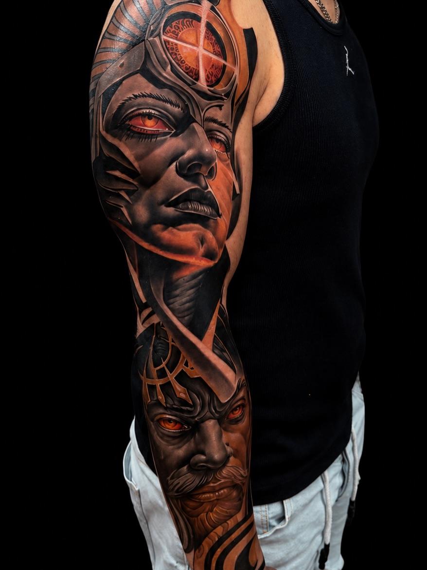 Eclipse of the Inner Gods, manchette réaliste — denis_carvalho_tattoo