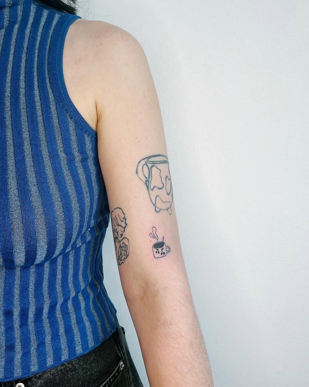 Flash cerise adopté — lea.passion.tattoo