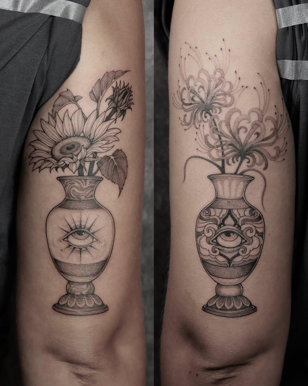 Tatouage floral fine line — duyen.tattoo