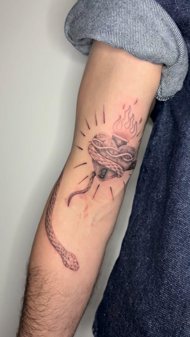 Bras freehand — cactussweetness.tattoo