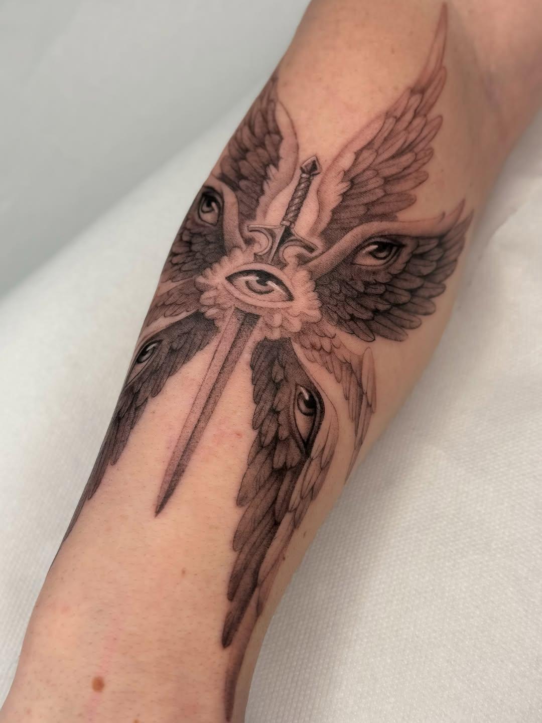 Tatouage Séraphin ailé — l2utattoo