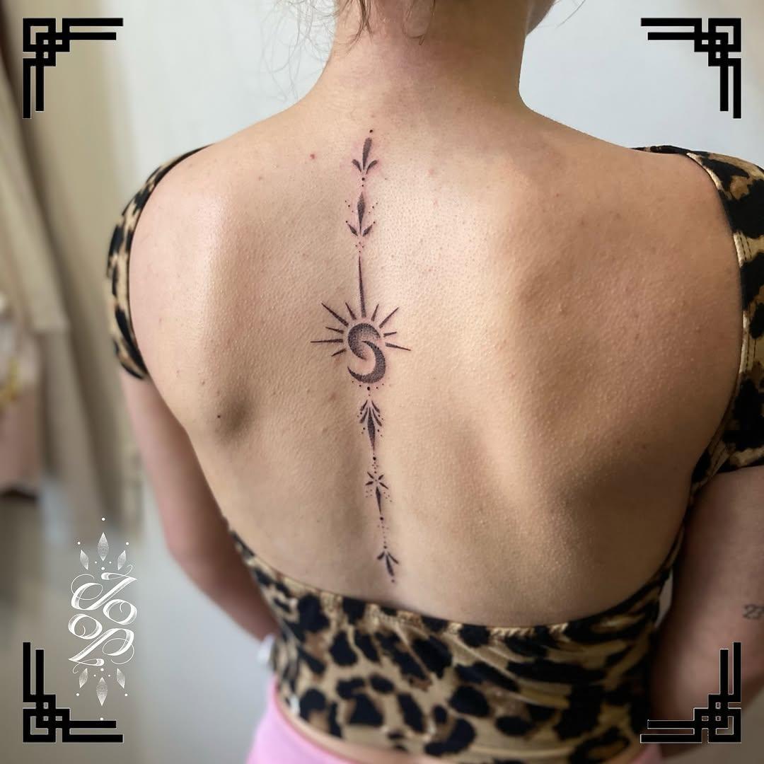 Ornement dotwork « soleil » — jojo.lemondedutatoueur