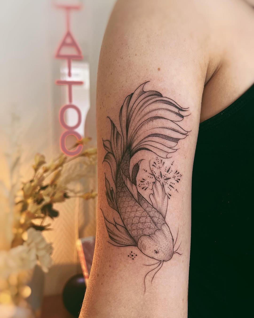 Tatouage Carpe Koï avant-bras — kalontattoobrest