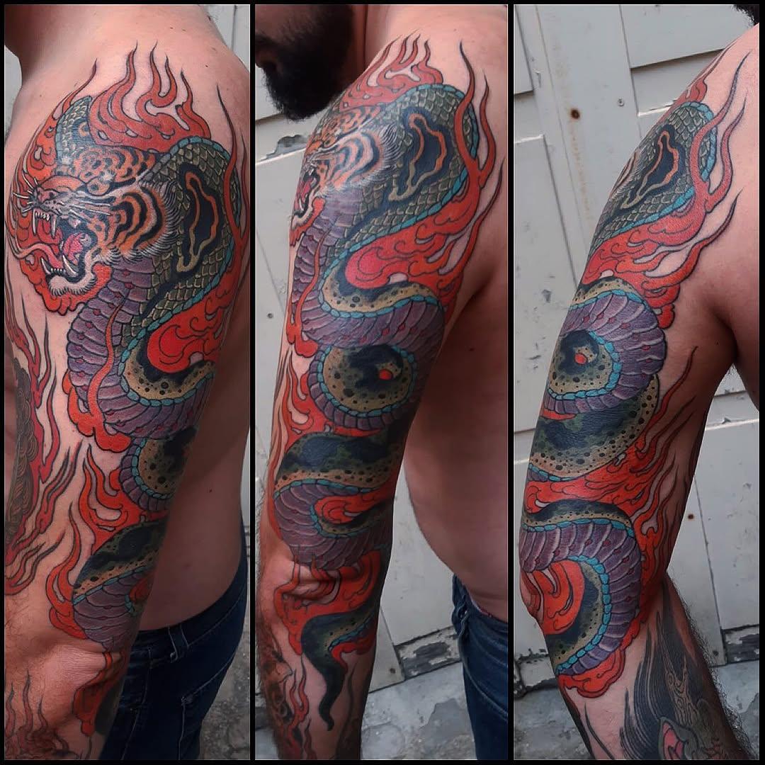 Tatouage dragon serpent rouge — alixge