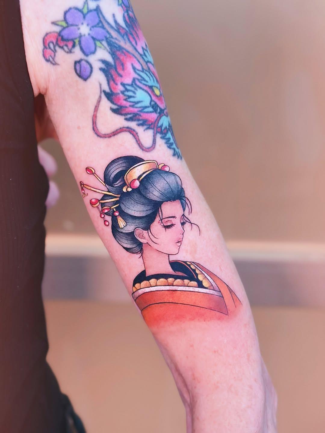 Tatouage geisha couleur — gabyowl