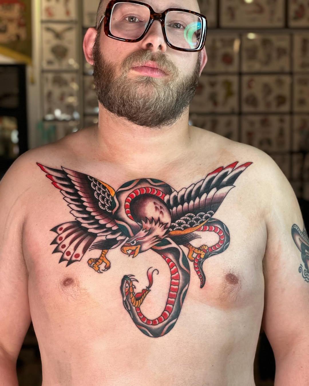 Tatouage Oiseau et serpent — sang_regrets