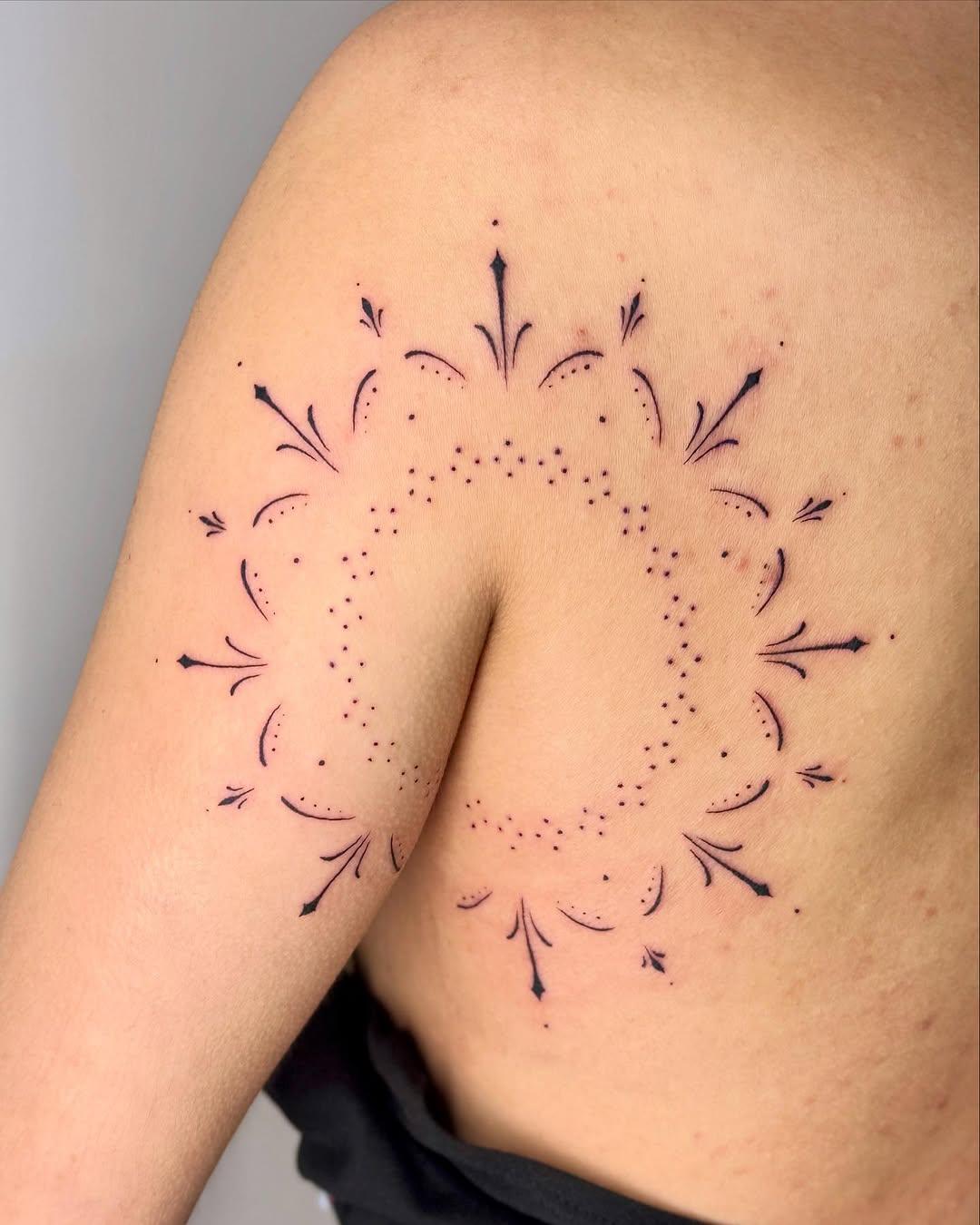 Tatouage Motifs floraux ornementaux — enorazmokettt