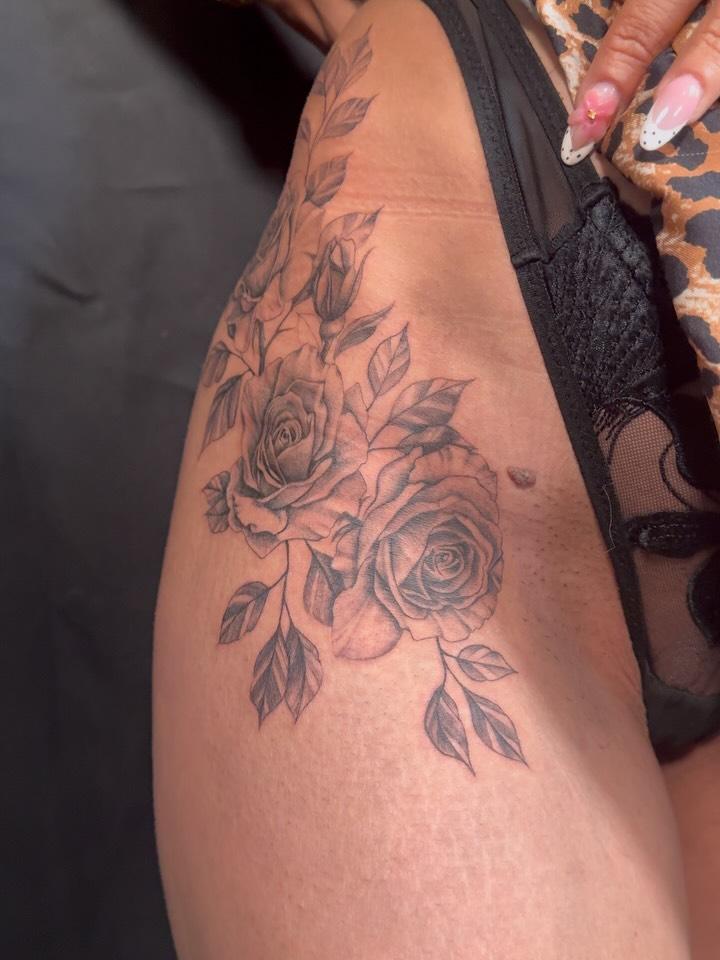 Tatouage ornemental rose — marie_stone_ttt