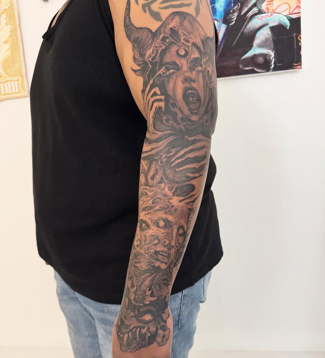 Tatouage Composition horrifique — sailorinkstudio
