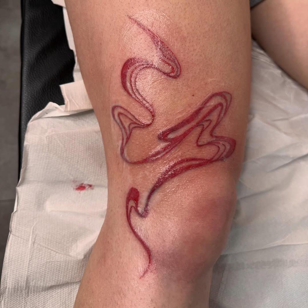 Tatouage abstraction géométrique jambe — tontontatoo_studio151