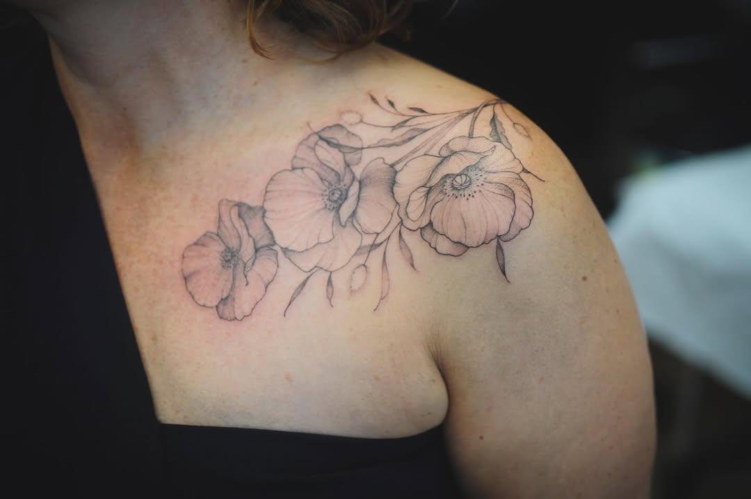 Tatouage Coquelicots et triskell marin — evedlg
