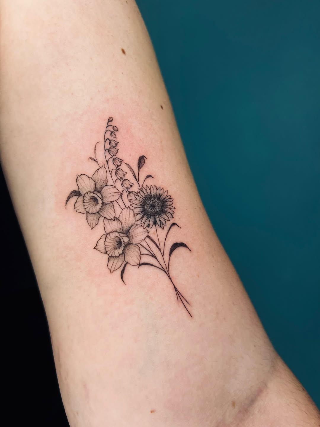 Tatouage bouquet fleurs finesse — jen.ink