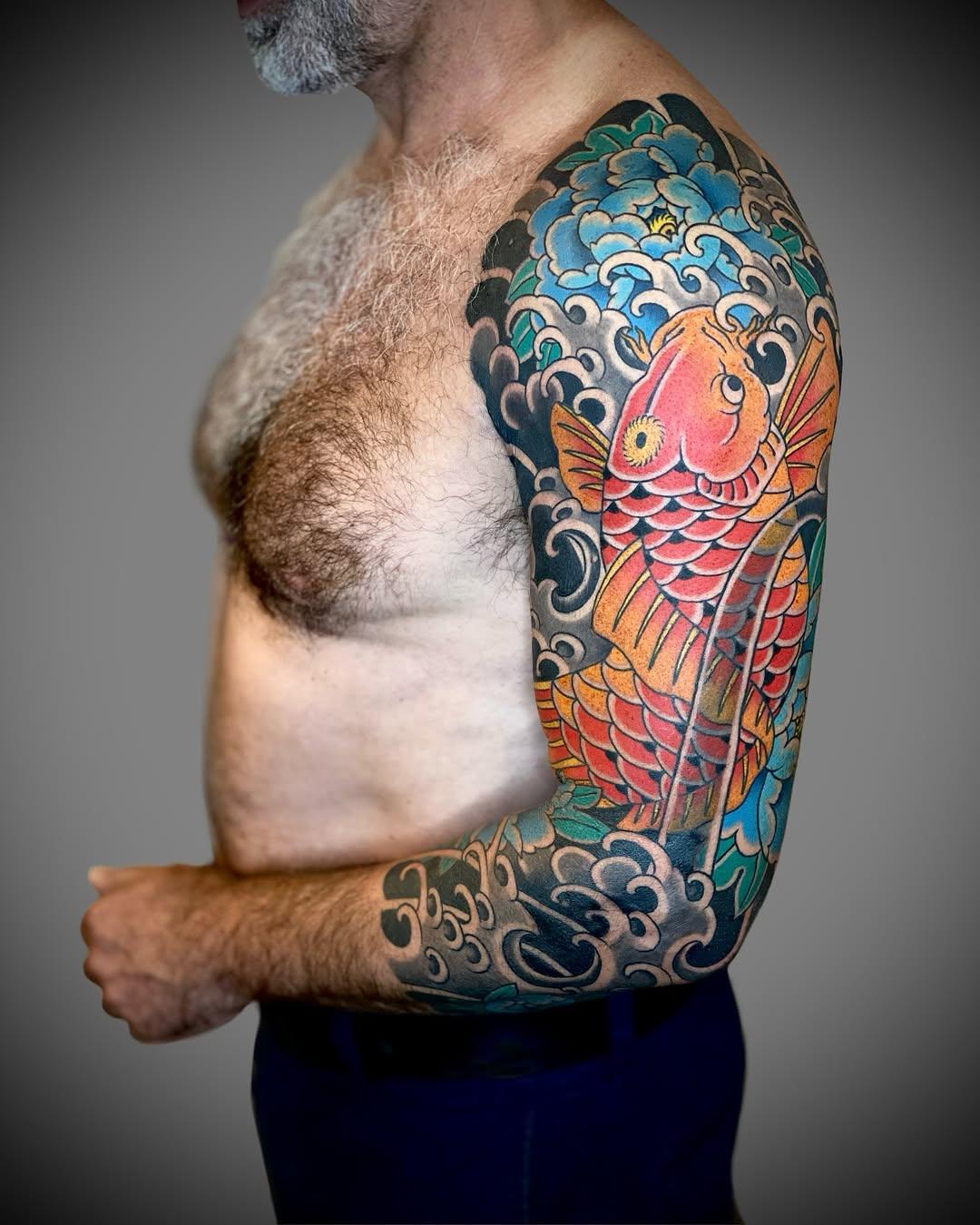 Tatouage Carpe koi vagues — easysacha_mtattooclub