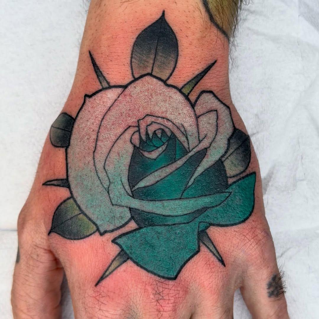 Tatouage Rose — rockyzero_tattoo