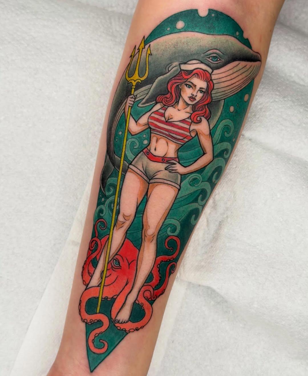 Tatouage Pin-up sirène années 60 — rockyzero_tattoo