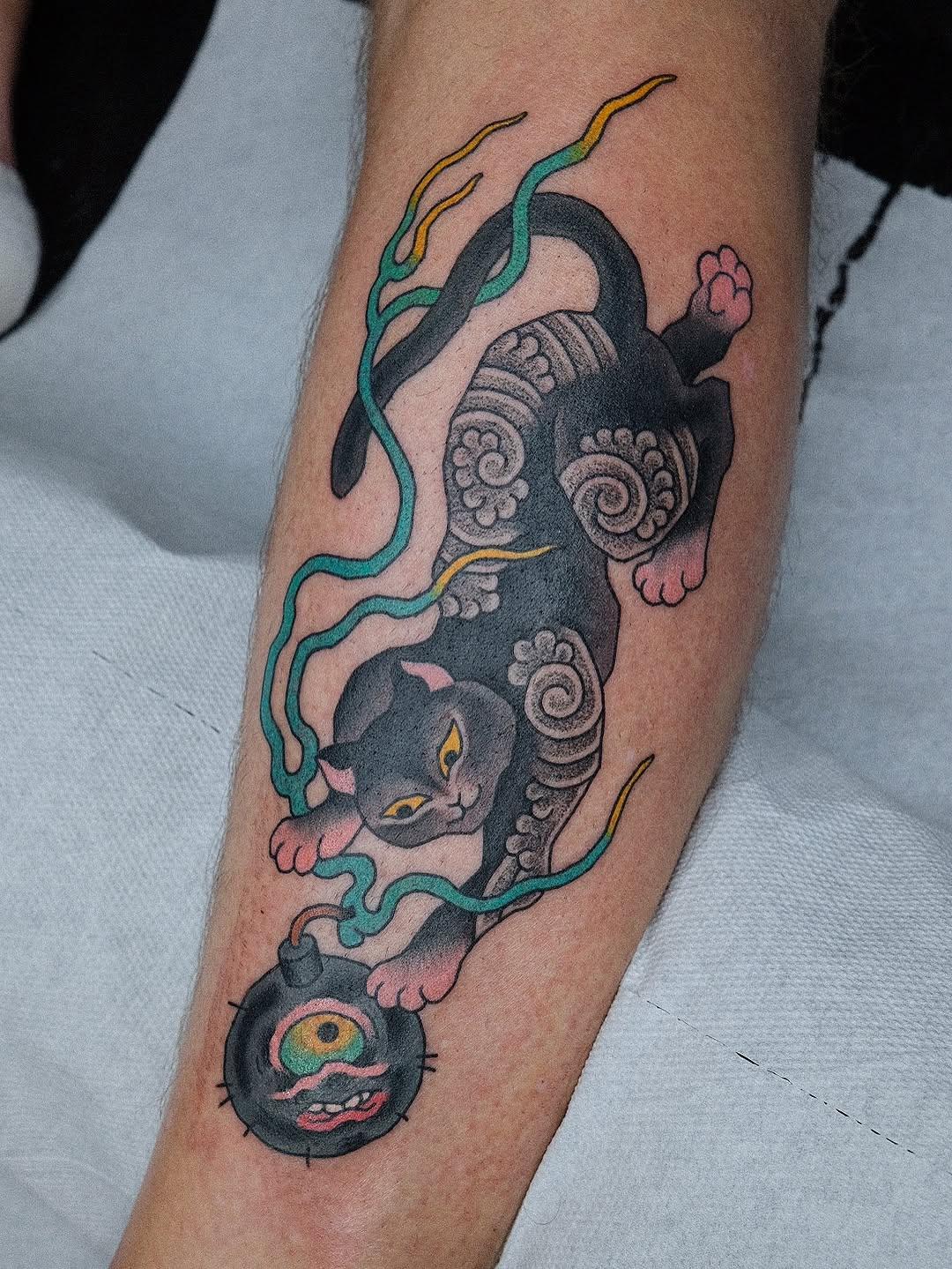 Tatouage Yokai stylisé — brinditattoo